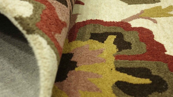 Handgefertigter Teppich Flowers 120x180 Beige Blumenmuster Handarbeit Handtuft Modern